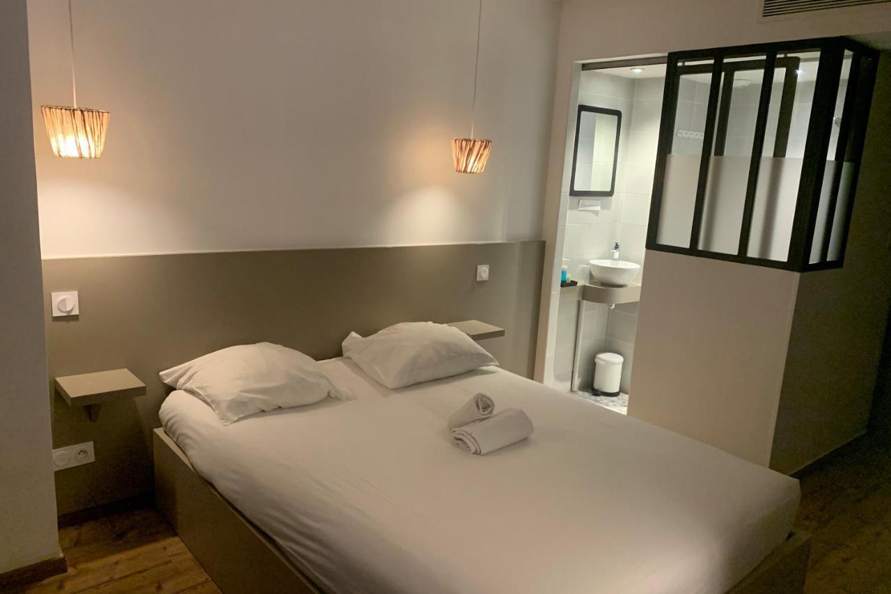 Hotel Saint Roch Centre 3*